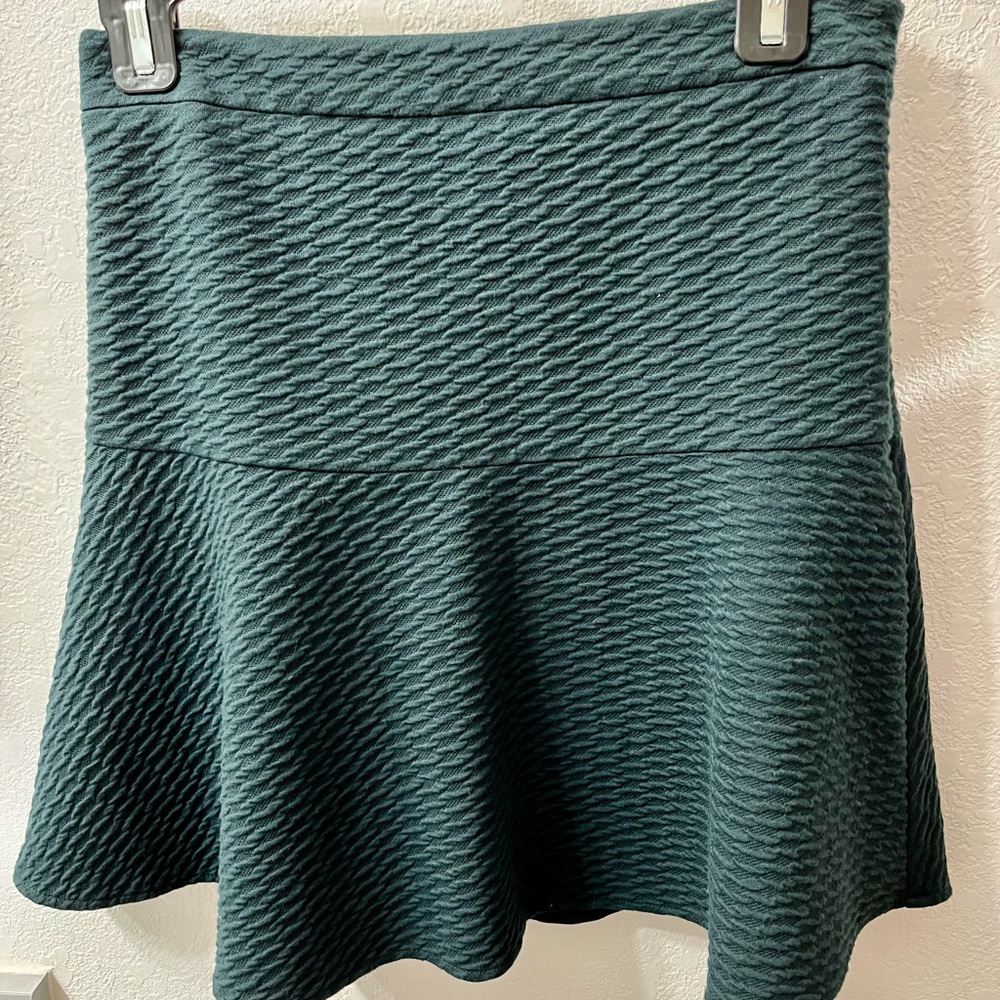 loft skirt, dark green color, used in good condition, size xs. - Picture 5 of 7